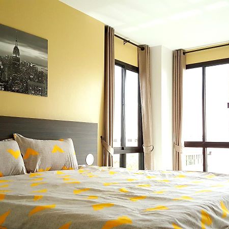 The All 24 Luxury Residence Bangkok Exteriör bild